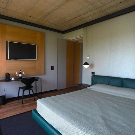 Ca' Del Profeta Ristorante & Relais Hotell Montegrosso dʼAsti Rum bild