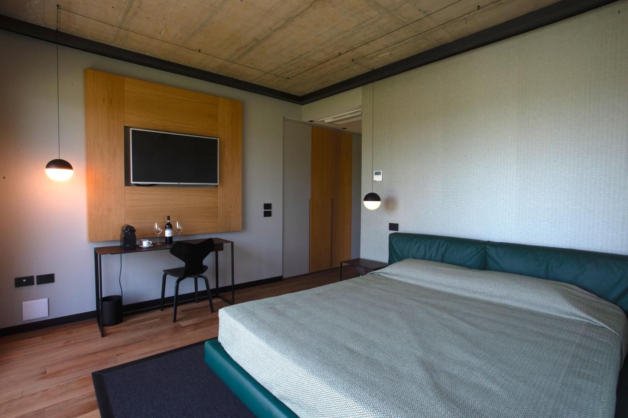 Ca' Del Profeta Ristorante & Relais Hotell Montegrosso dʼAsti Rum bild